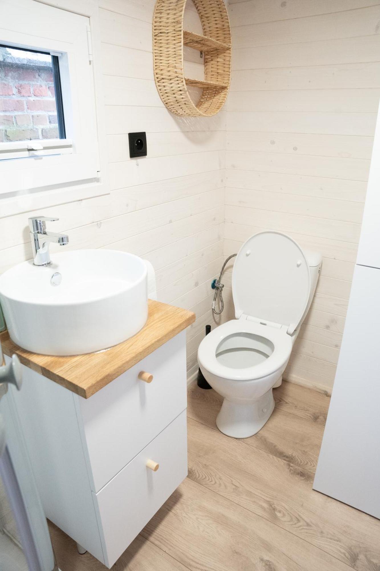 Tiny House Le Poulailler Campingplatz Bousbecque